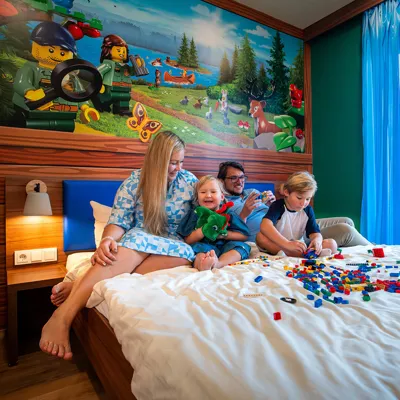 Village de vacances LEGOLAND® - Forest Adventure LodgeTM - Chambre des parents